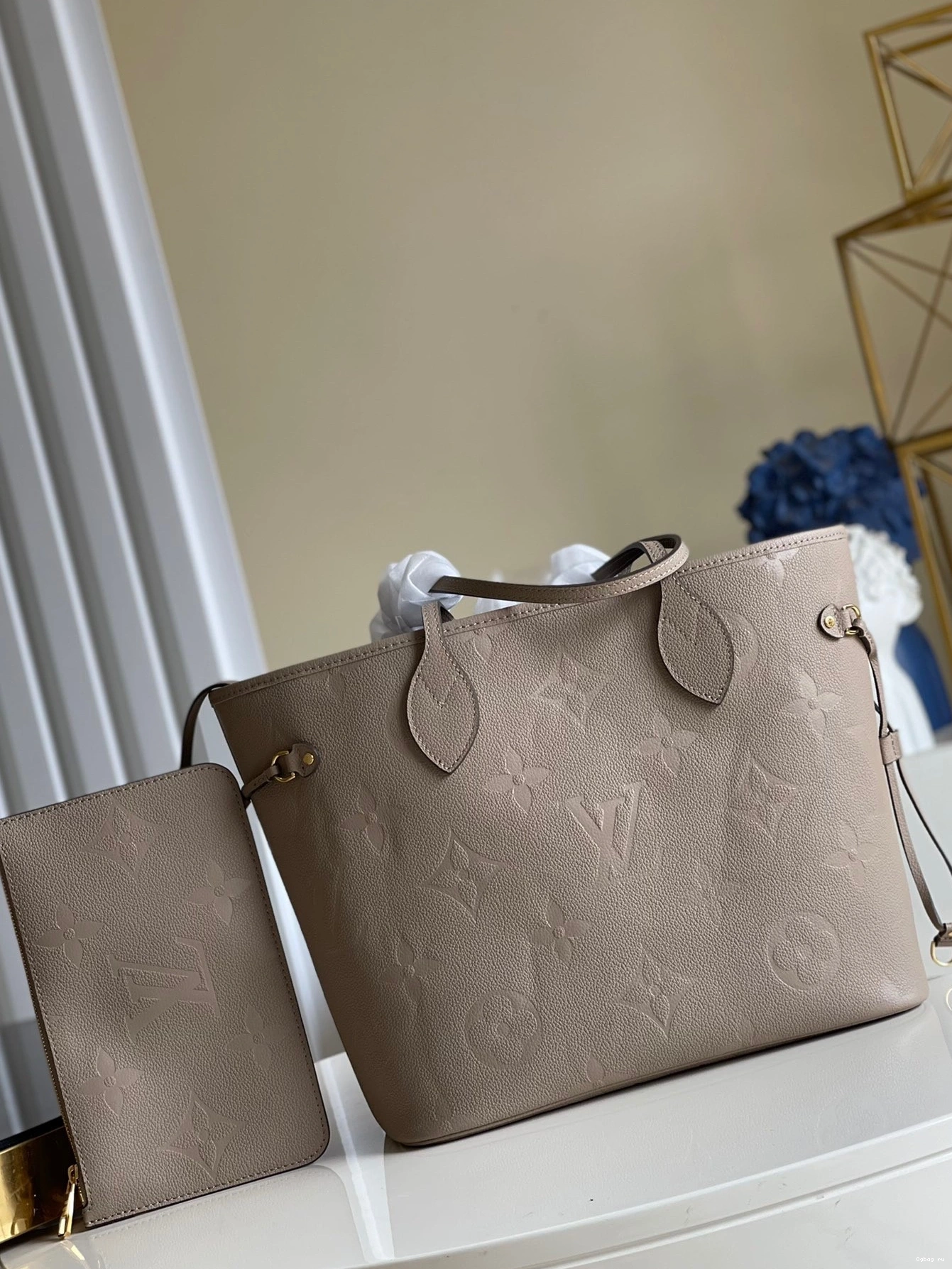 VUITTON NEVERFULL MM LOUIS 0811